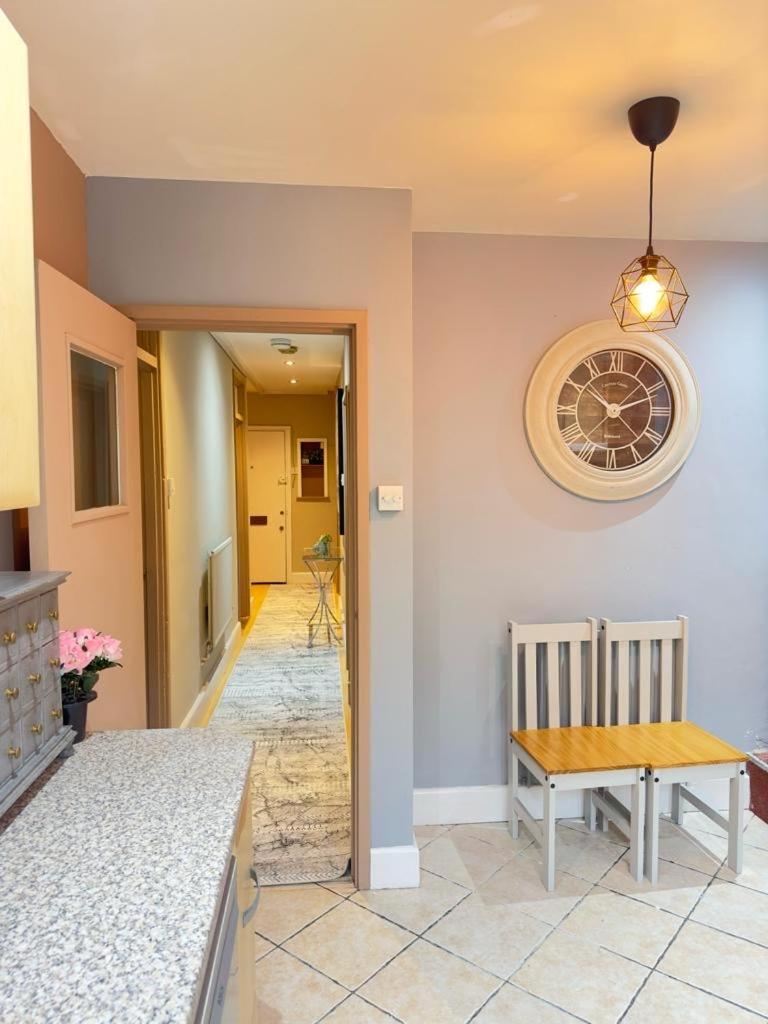 Beautiful Family Apartment London Exterior photo